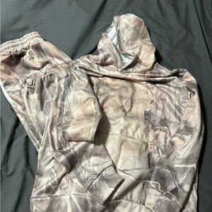 Women’s Light Camo Sweat Suit
